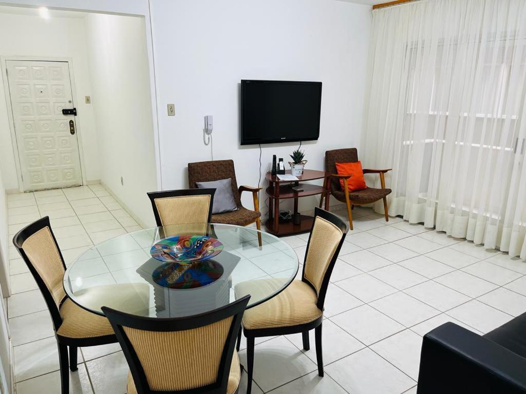 Апартаменты Avenida Atlantica, Beira Mar, Pe Na Areia Балнеариу-Камбориу Экстерьер фото