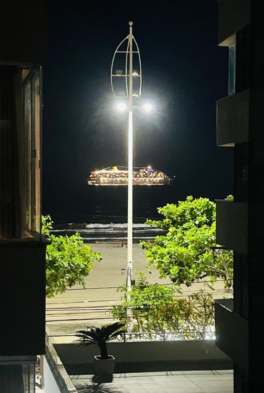 Апартаменты Avenida Atlantica, Beira Mar, Pe Na Areia Балнеариу-Камбориу Экстерьер фото